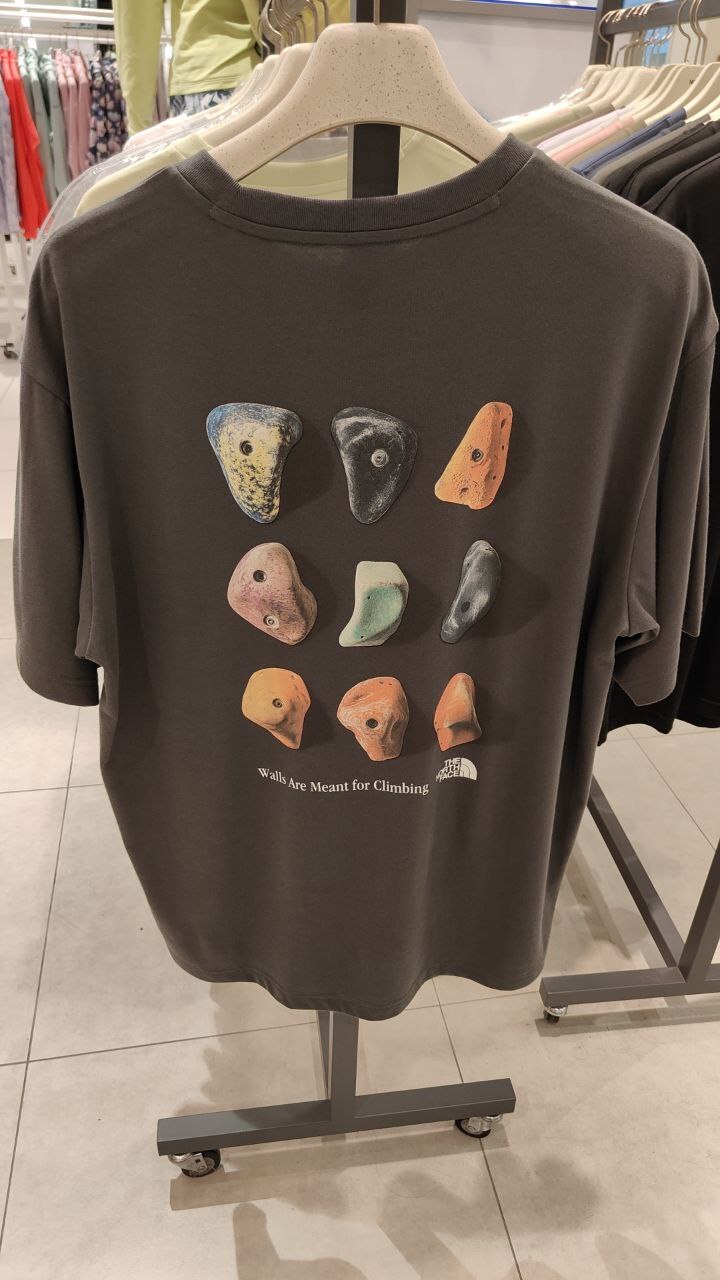 [K] THENORTHFACE CHARCOAL M'S HOLD TEE, NT7UR64A-CHC (KTNF46)