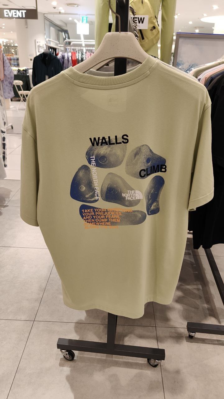 [K] THENORTHFACE APPLE GREEN M'S WALLS TEE, NT7UR63D-APG (KTNF47)