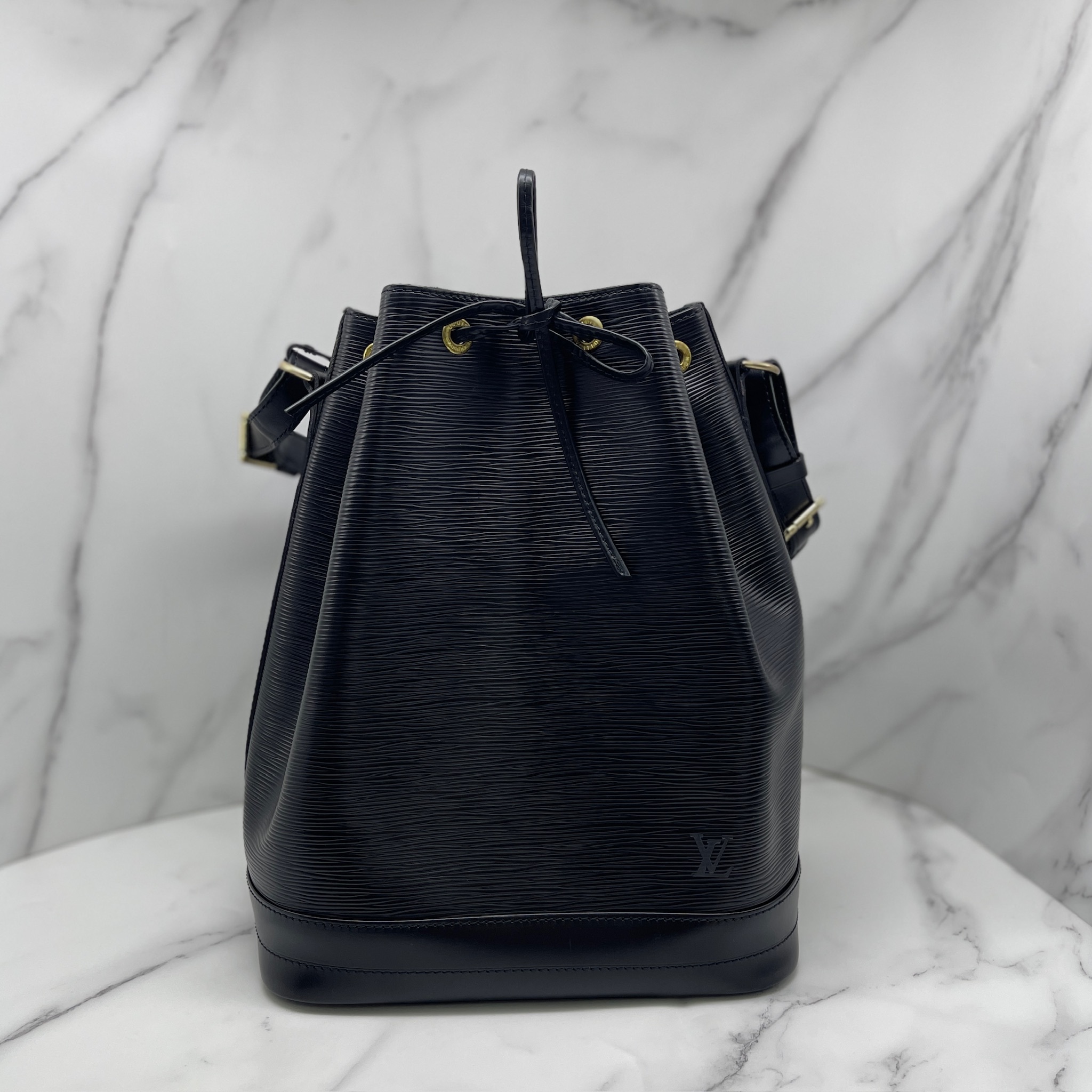 LV Vintage Epi Bucket