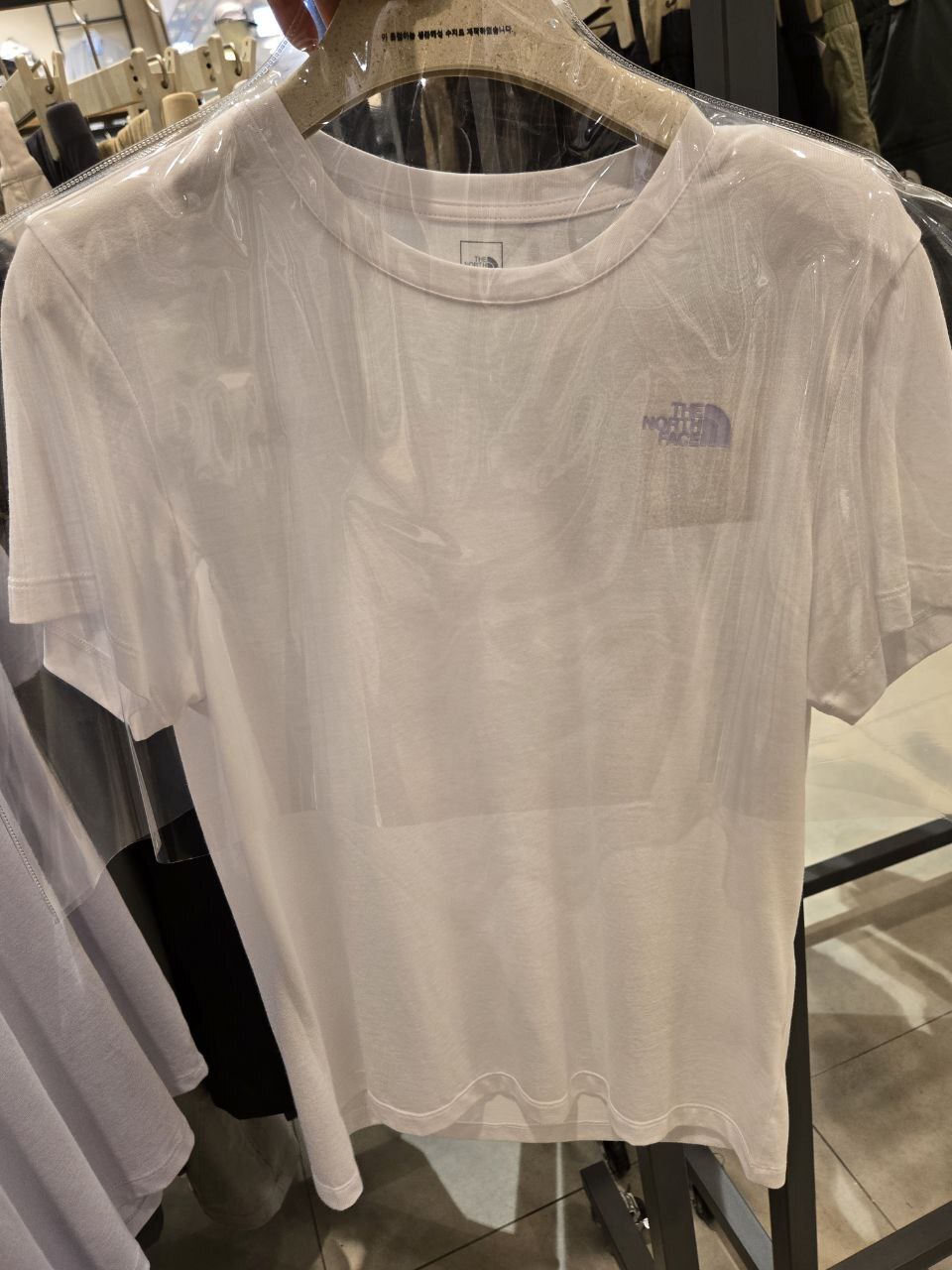 [K] THENORTHFACE WHITE W'S VELIA S/S ROUND TEE, NT7UR40A-WHT (KTNF87)