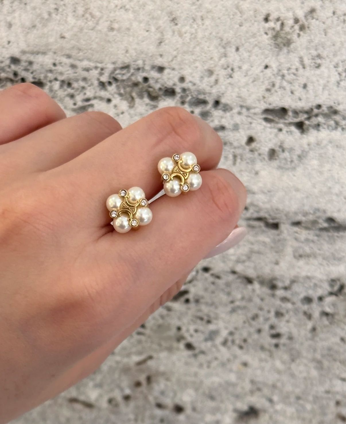 Celine Les Perles Celine Studs