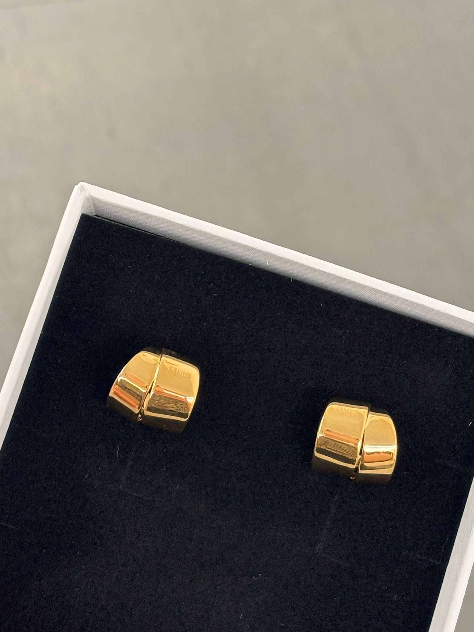 Celine Formes Abstraites Ribbon Hoops