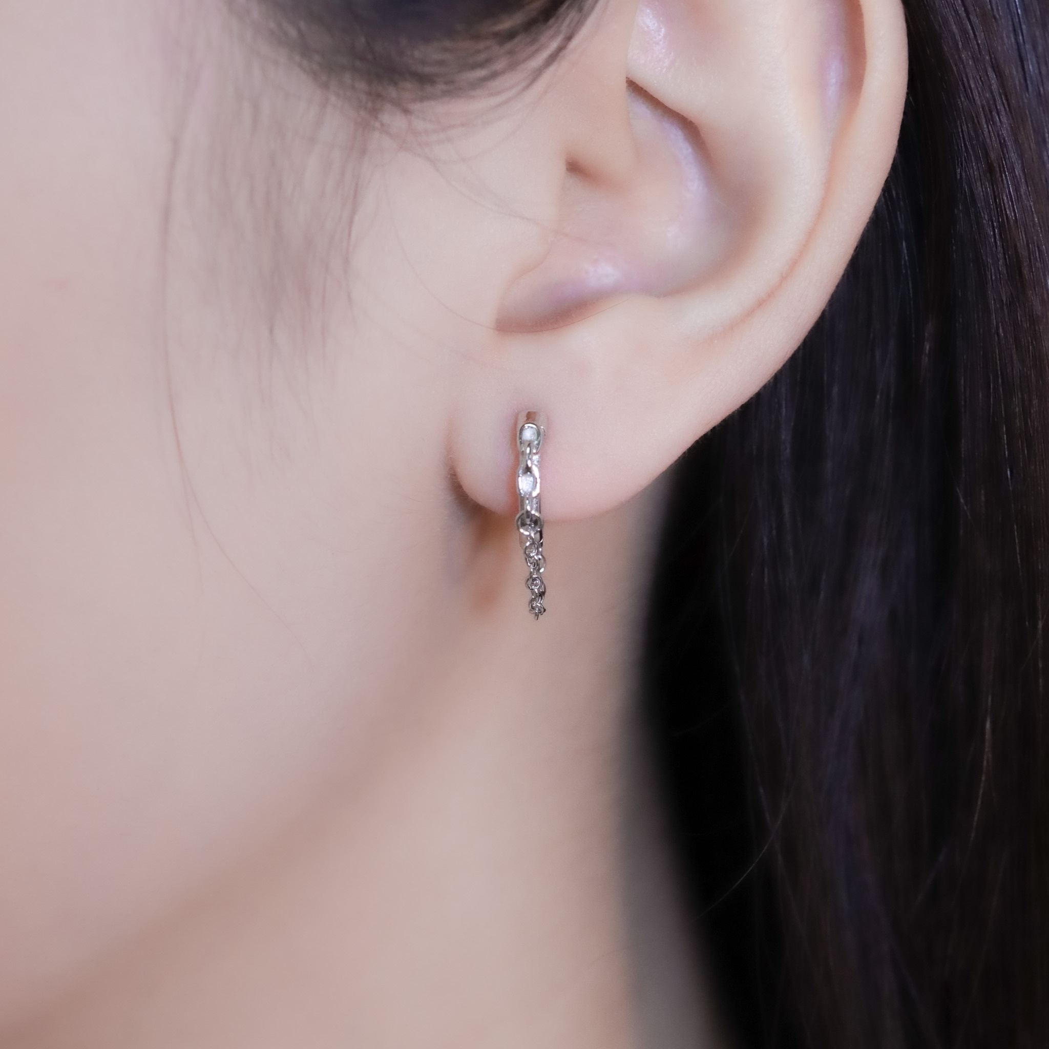 | 925純銀・白金 | 態度耳環 | EA1032 |