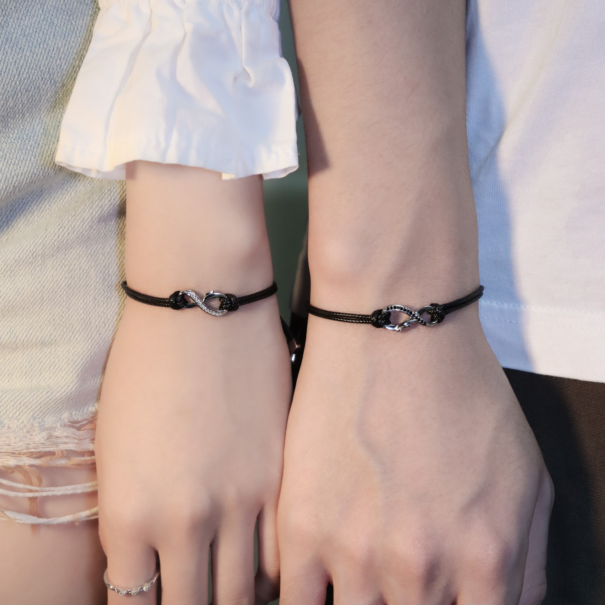 | 925銀丨無止境的故事情侶手繩（男款 /女款） | BR1389 |