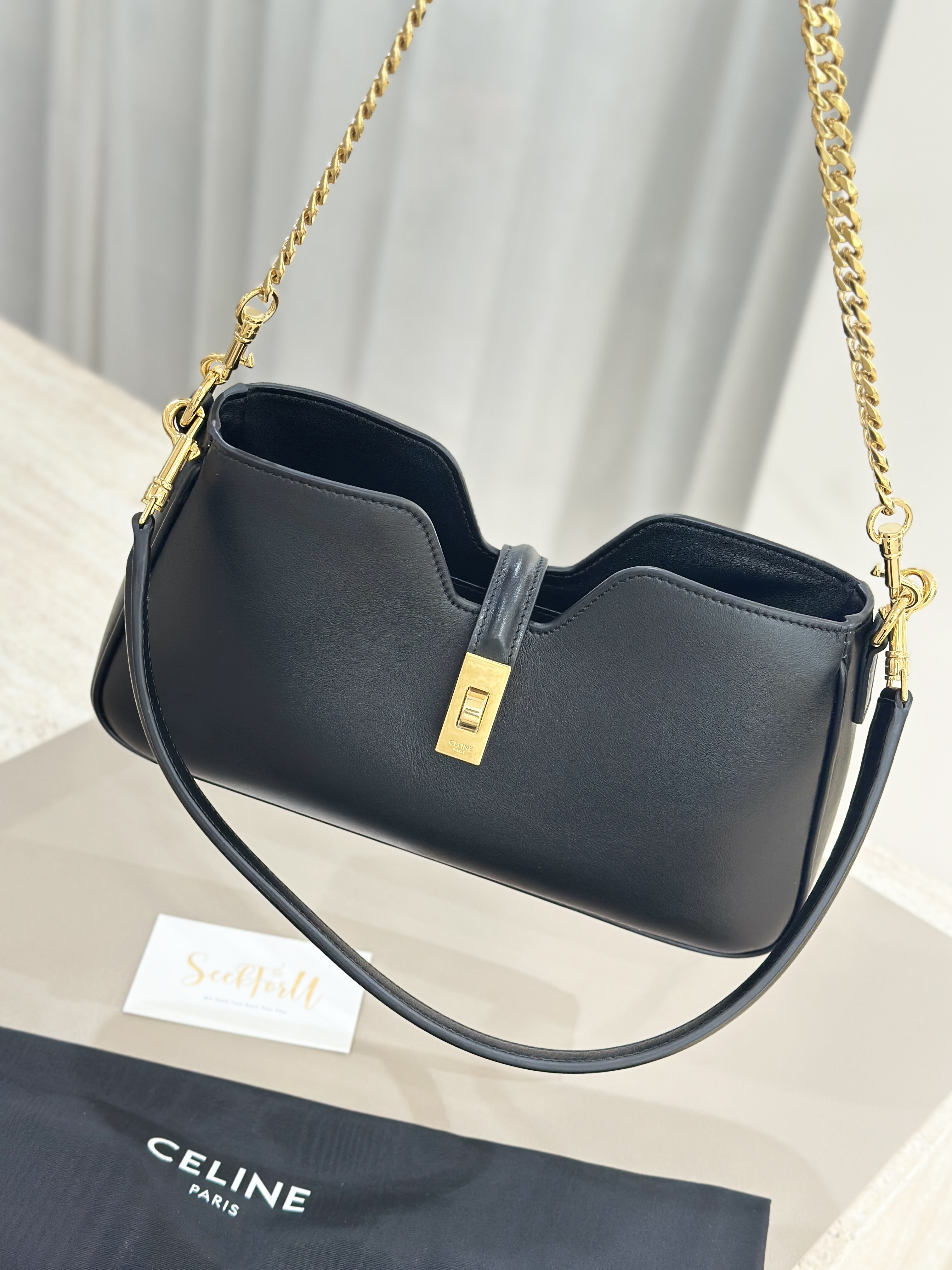 CELINE Camille 16 Soft Shoulder Bag