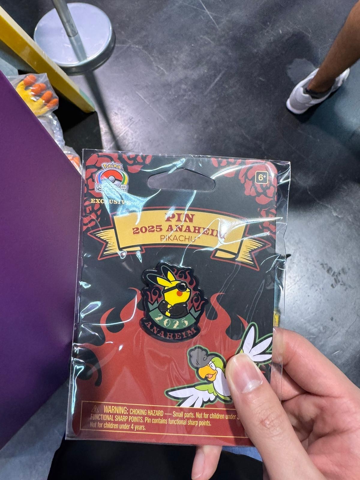 預訂-寶可夢世界賽2025 POKÉMON CENTER-胸針Fine