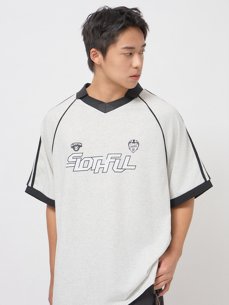 SLOTHFUL足球風格上衣