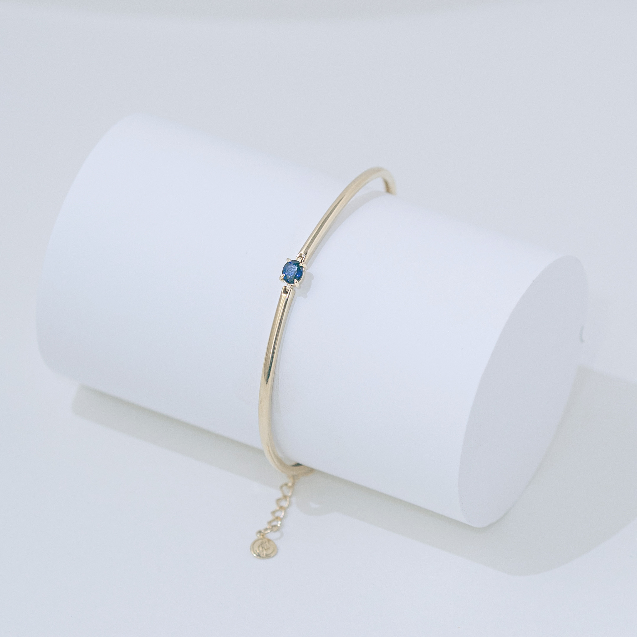 14K四爪橢圓藍寶石半硬式手鐲