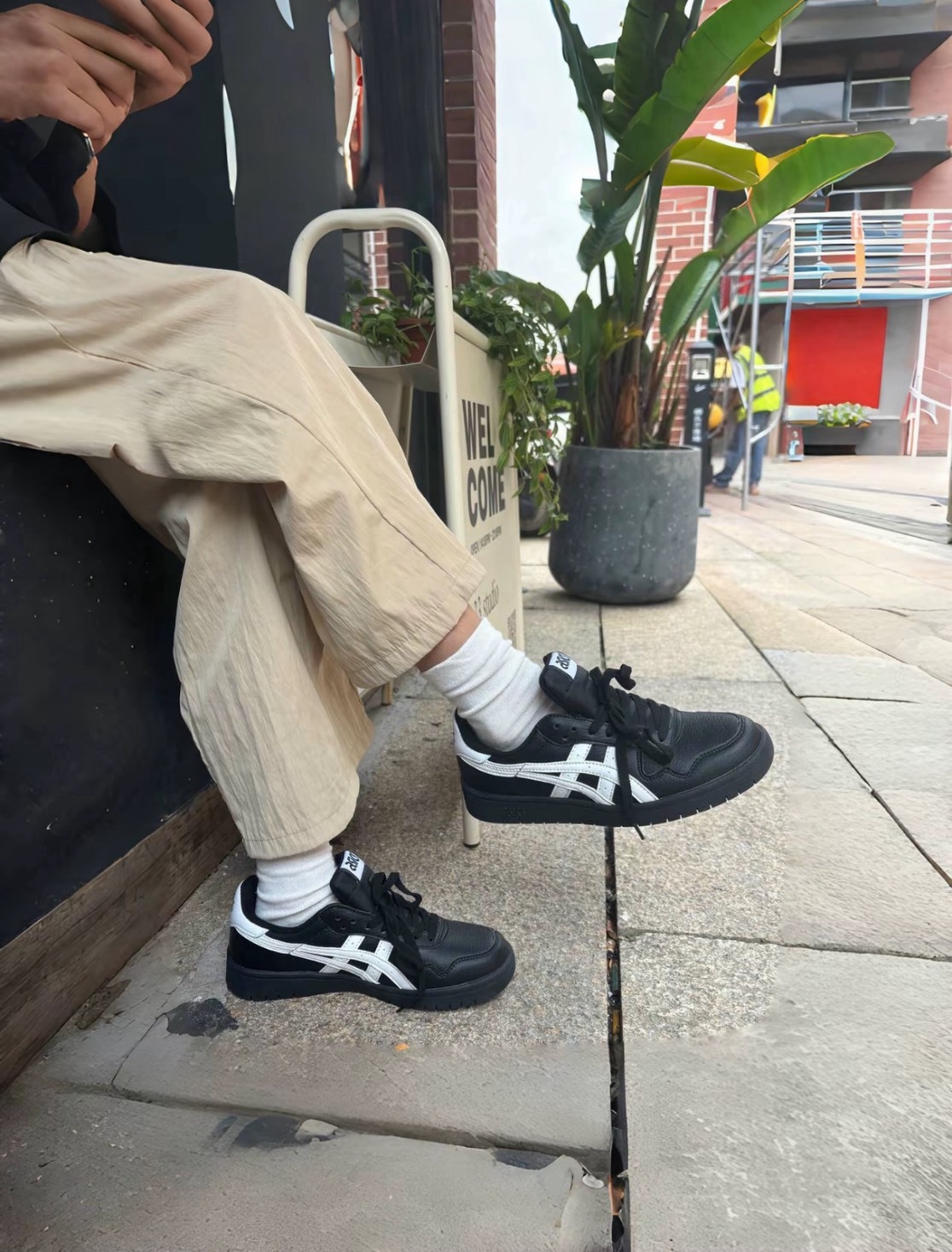 Asics Japan S 1203A033-001 全黑 黑色 男女鞋 黑白板鞋 荔枝皮