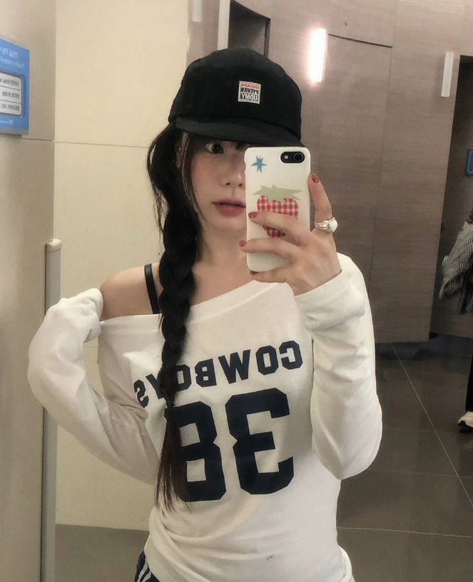 早秋預訂｜38 COWBOY 單肩T 恤