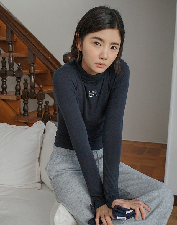 預訂｜MUAHMUAH WOOL STITCH MOCKNECK T-SHIRT