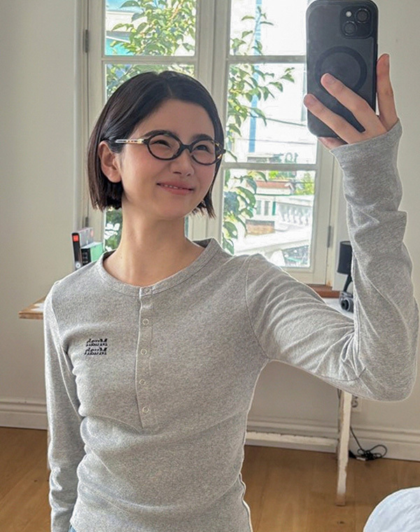 預訂｜MUAHMUAH HENRY NECK STITCH LONG SLEEVE TEE