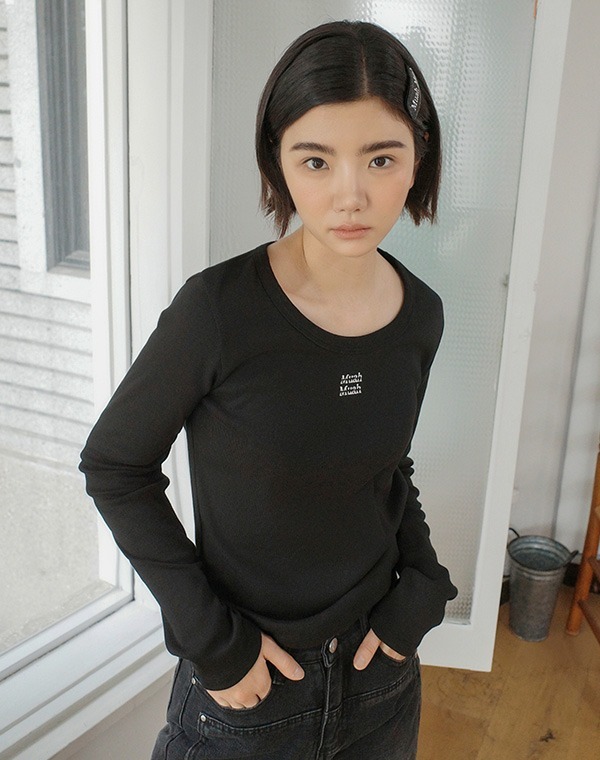 預訂｜MUAHMUAH STITCH LOGO ROUND LONG SLEEVE