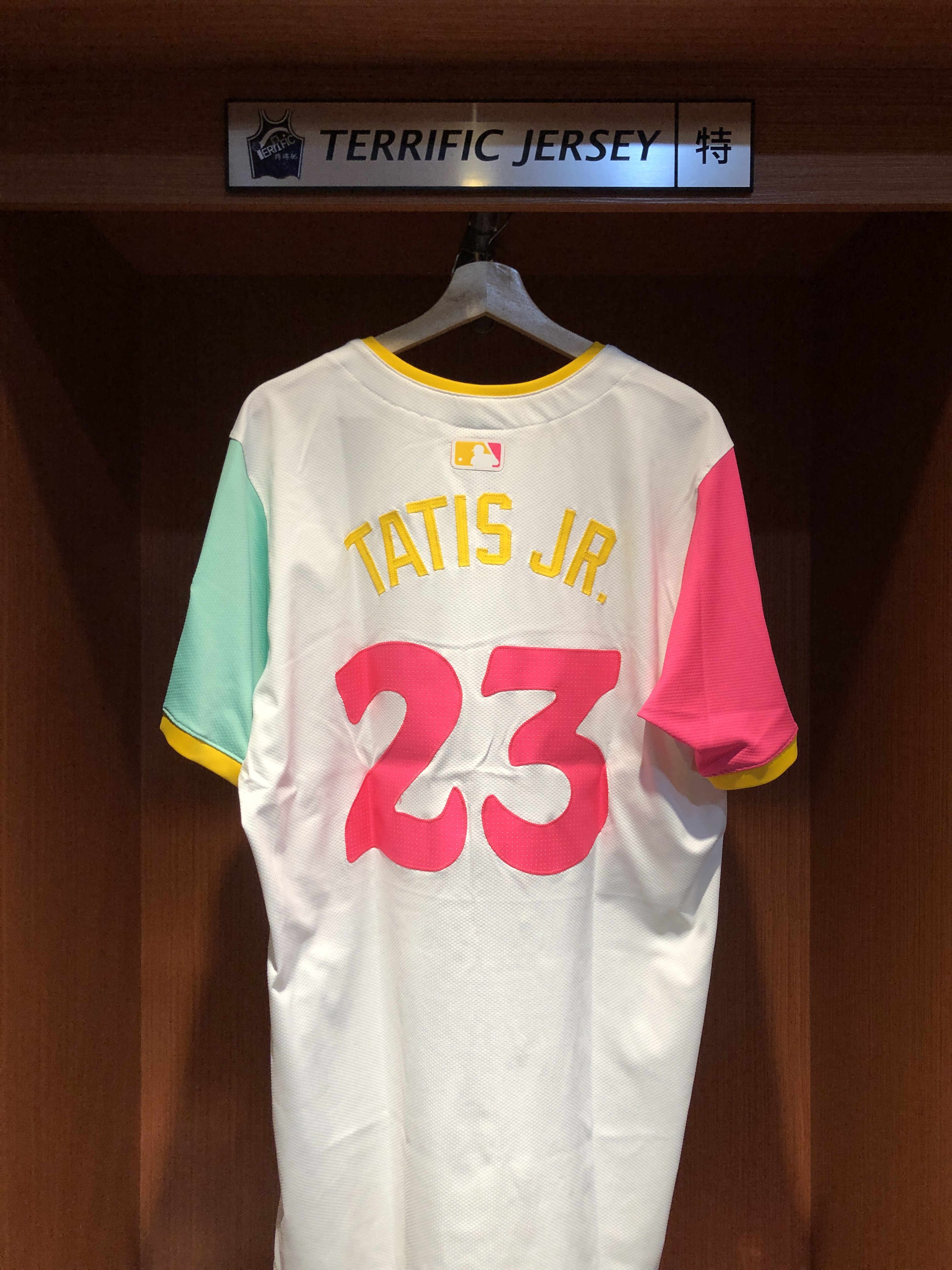 MLB球衣 Fernando Tatis Jr. 聖地牙哥教士城市 City Nike Elite Player Name Jersey 球員版 電繡 含贊助商標 全新