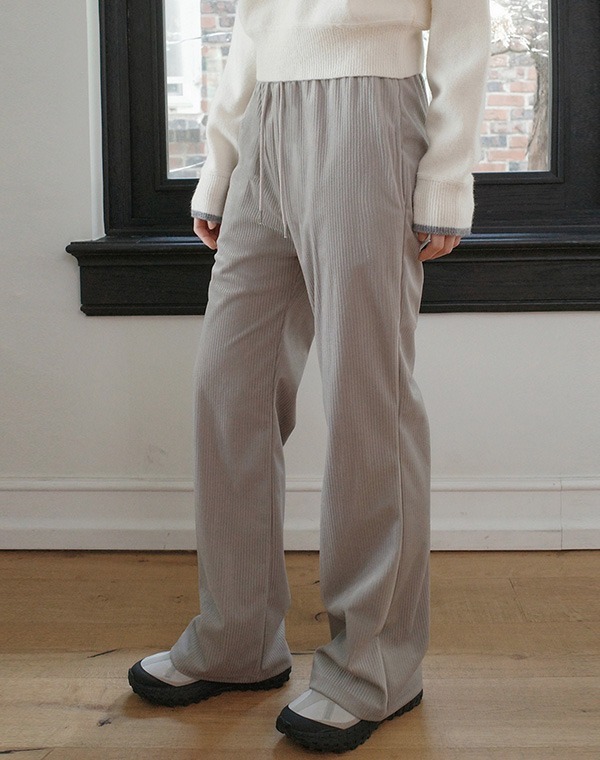 預訂｜MUAHMUAH LOGO STITCH VELVET TRAINING PANTS