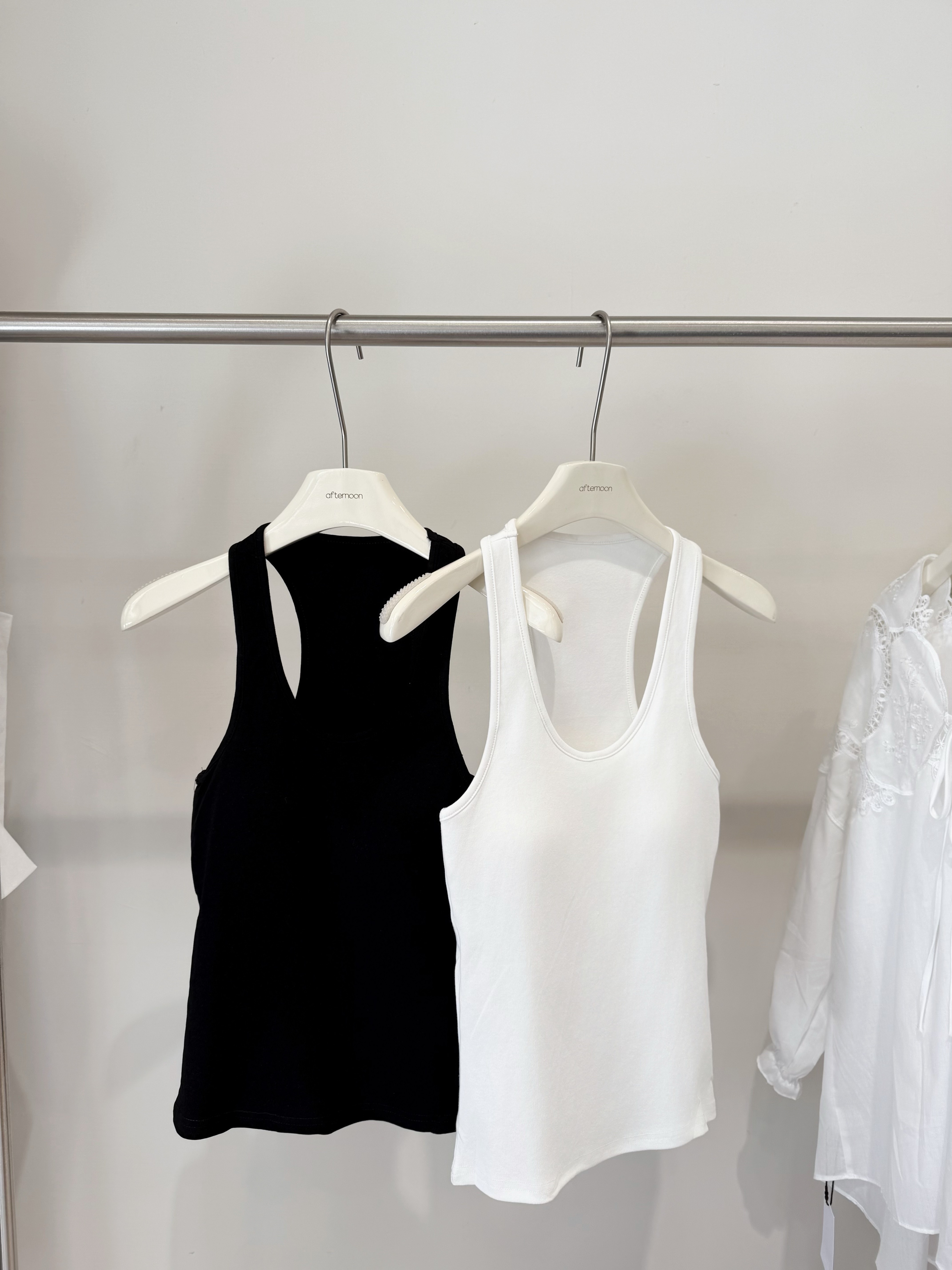 156 挖背深U帶罩杯背心