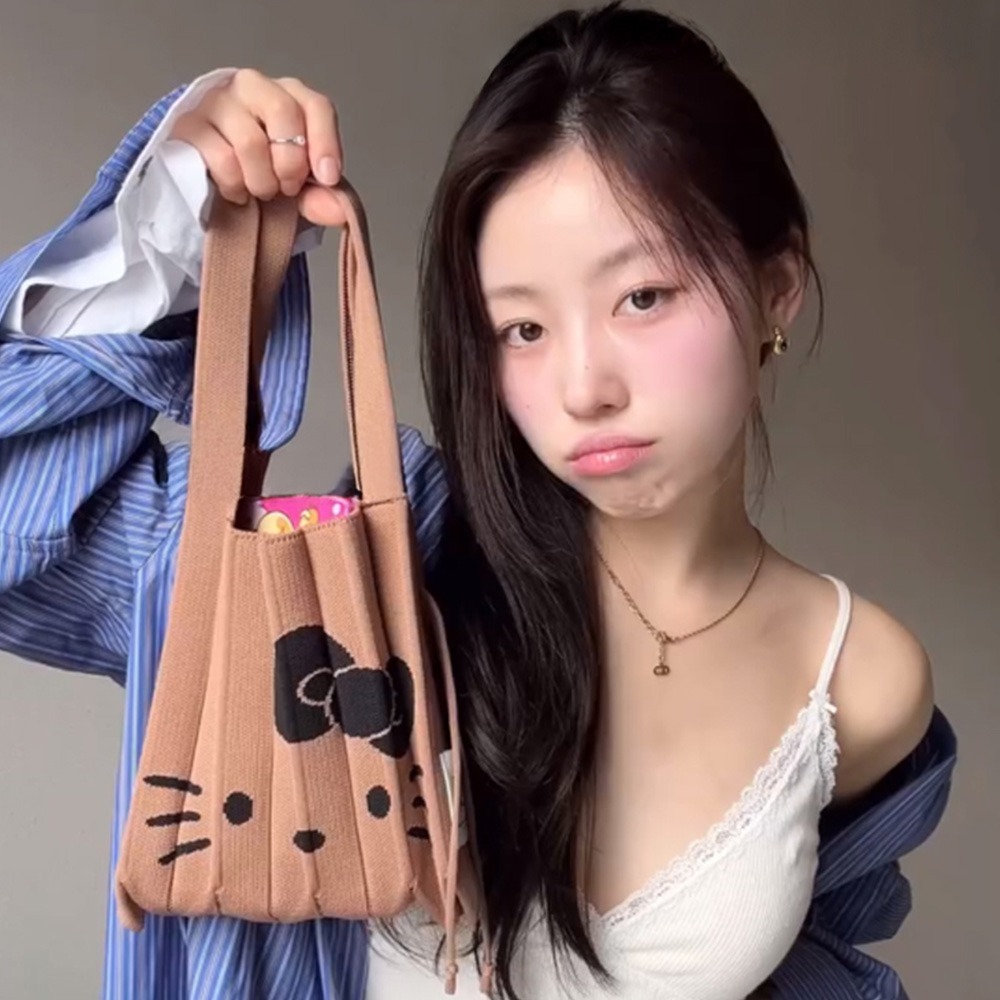 JOSEPH & STACEY X Sanrio LUCKY PLEATS KNIT S