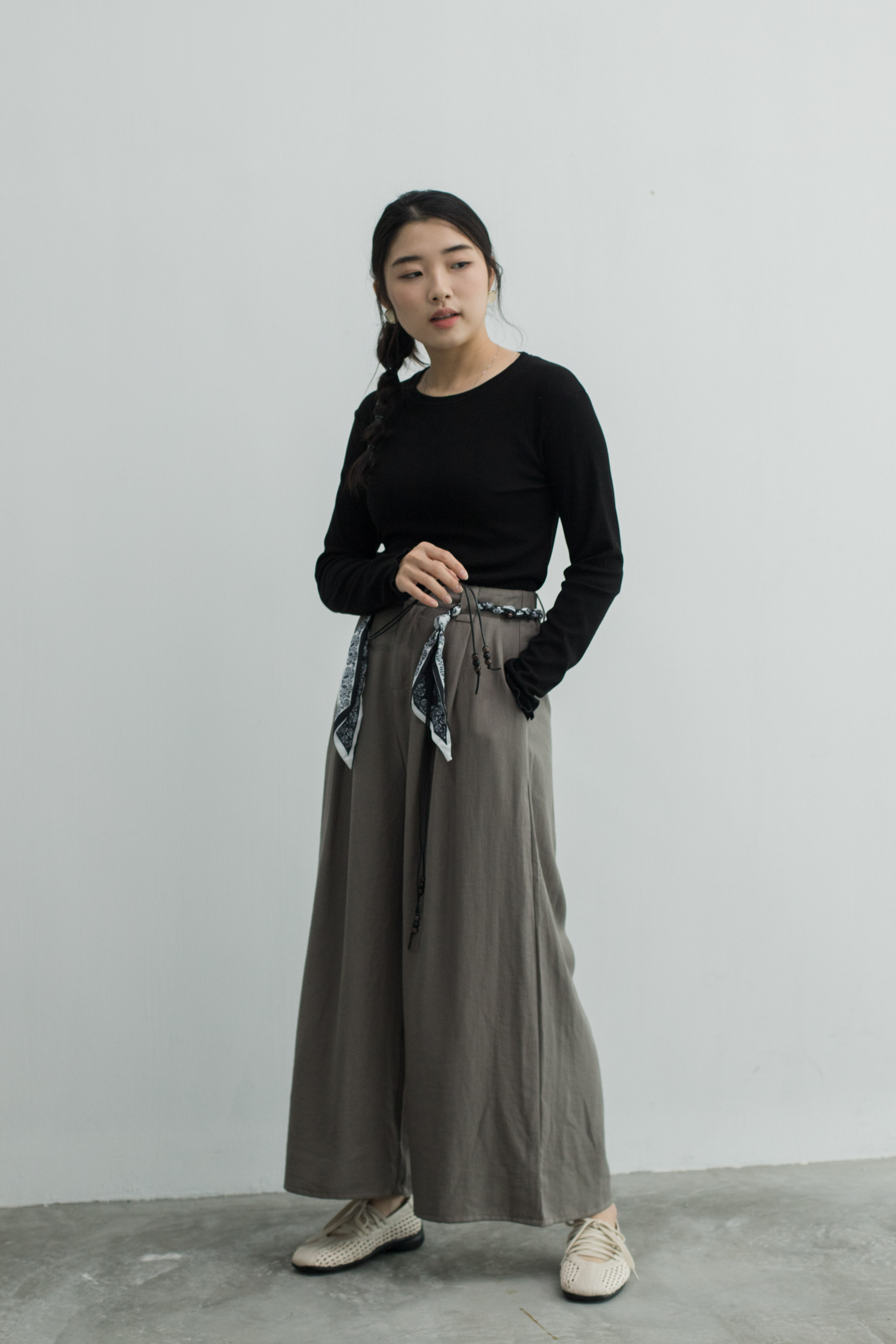 Maevis Straight Leg Pants in Green -2459PLGRN