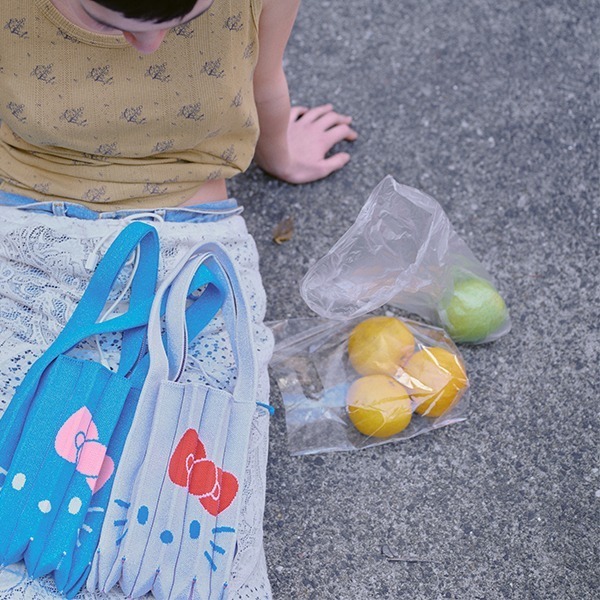 JOSEPH & STACEY LUCKY PLEATS KNIT S Starry Hello Kitty