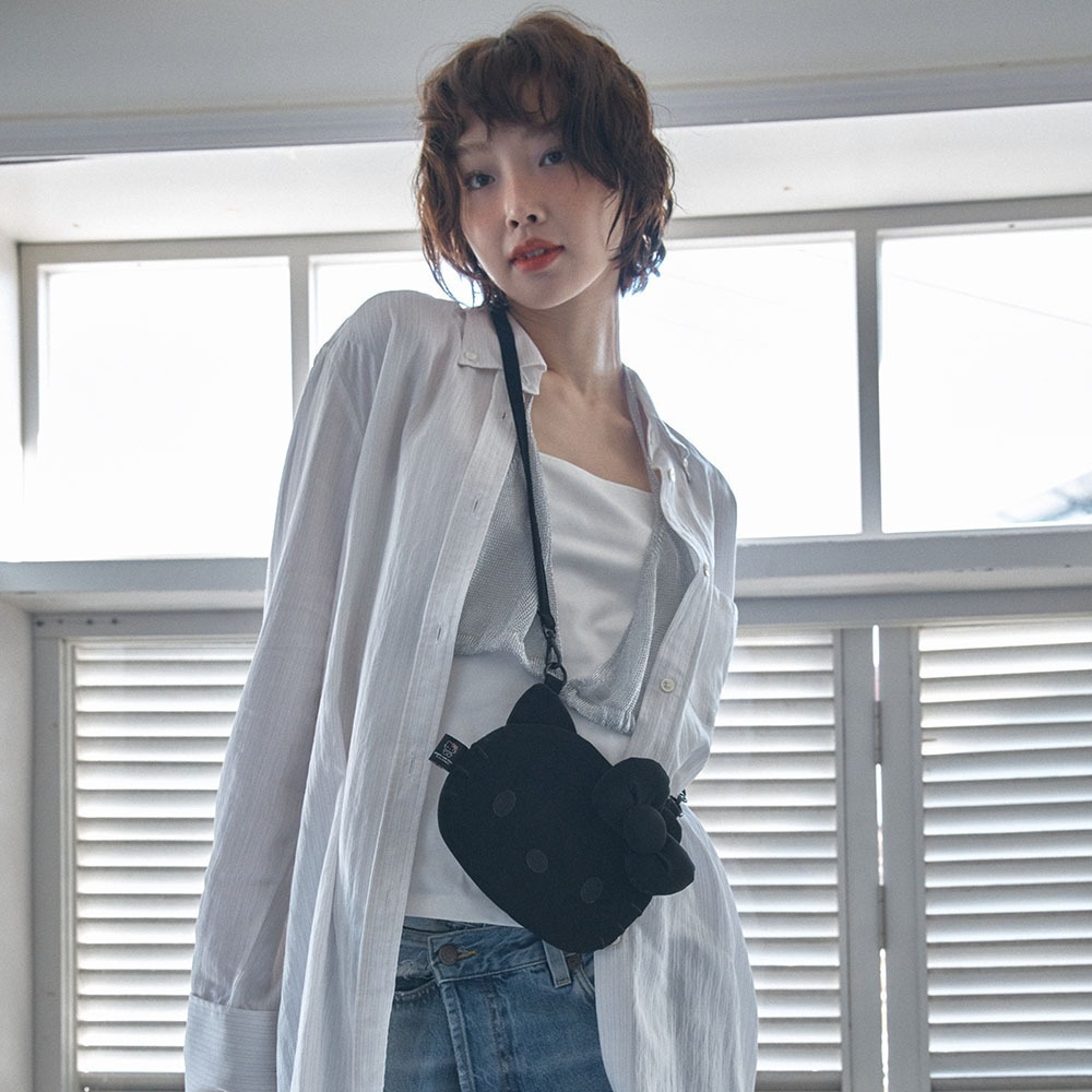 JOSEPH & STACEY Haze Mini Cross Hello Kitty Black