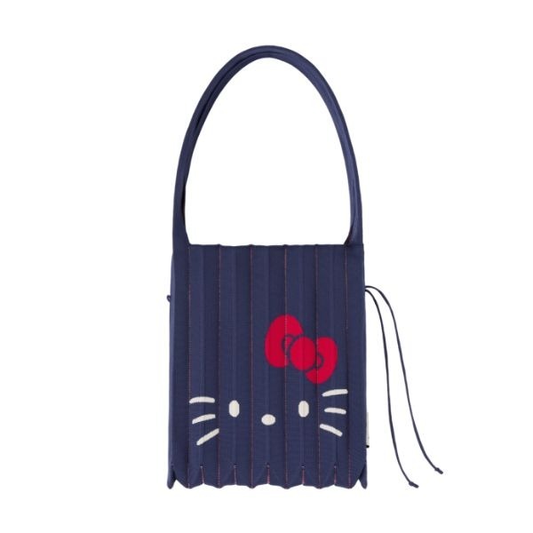 JOSEPH & STACEY LUCKY PLEATS KNIT M Hello Kitty