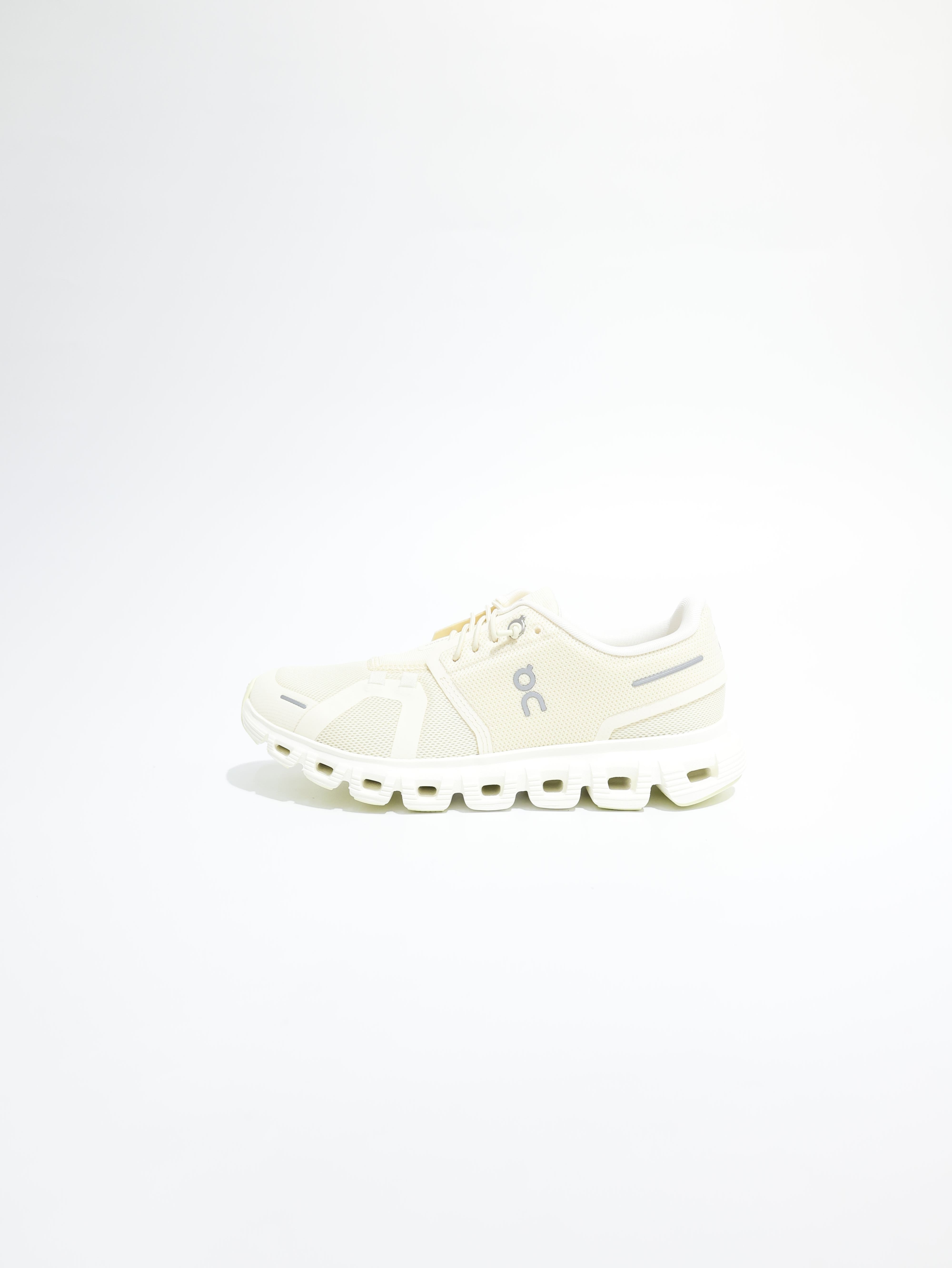 On 女 Cloud 6 休閒鞋 ON3WF1006