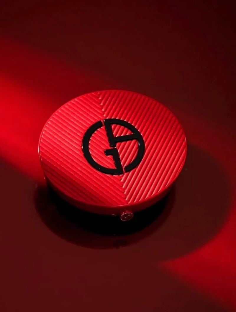 【Giorgio Armani】完美絲絨持久氣墊粉餅 (殼+蕊)