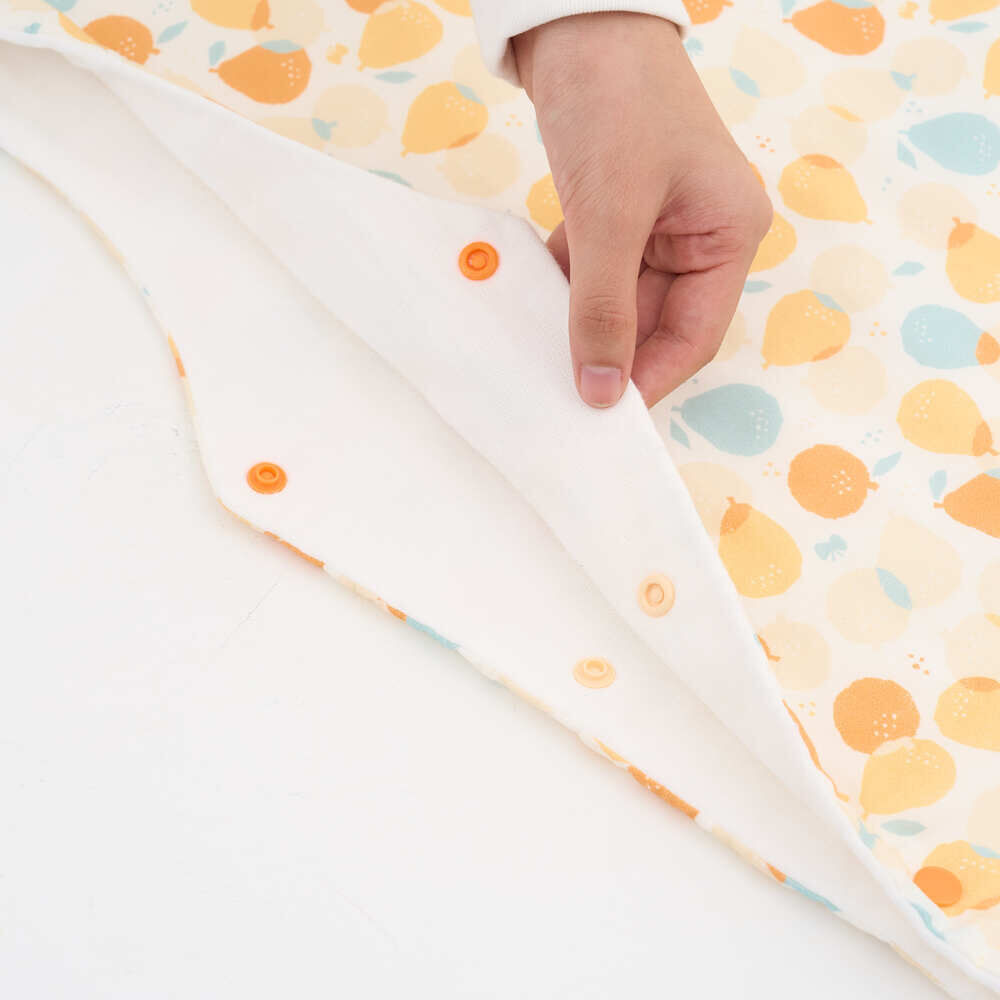 印花樂寶寶防踢被-雙肩釦/寶柚桔利/活力黃綠