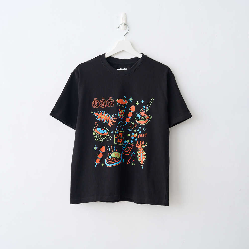 寬版落肩T恤/夜市/黑/印花樂XViewFinder