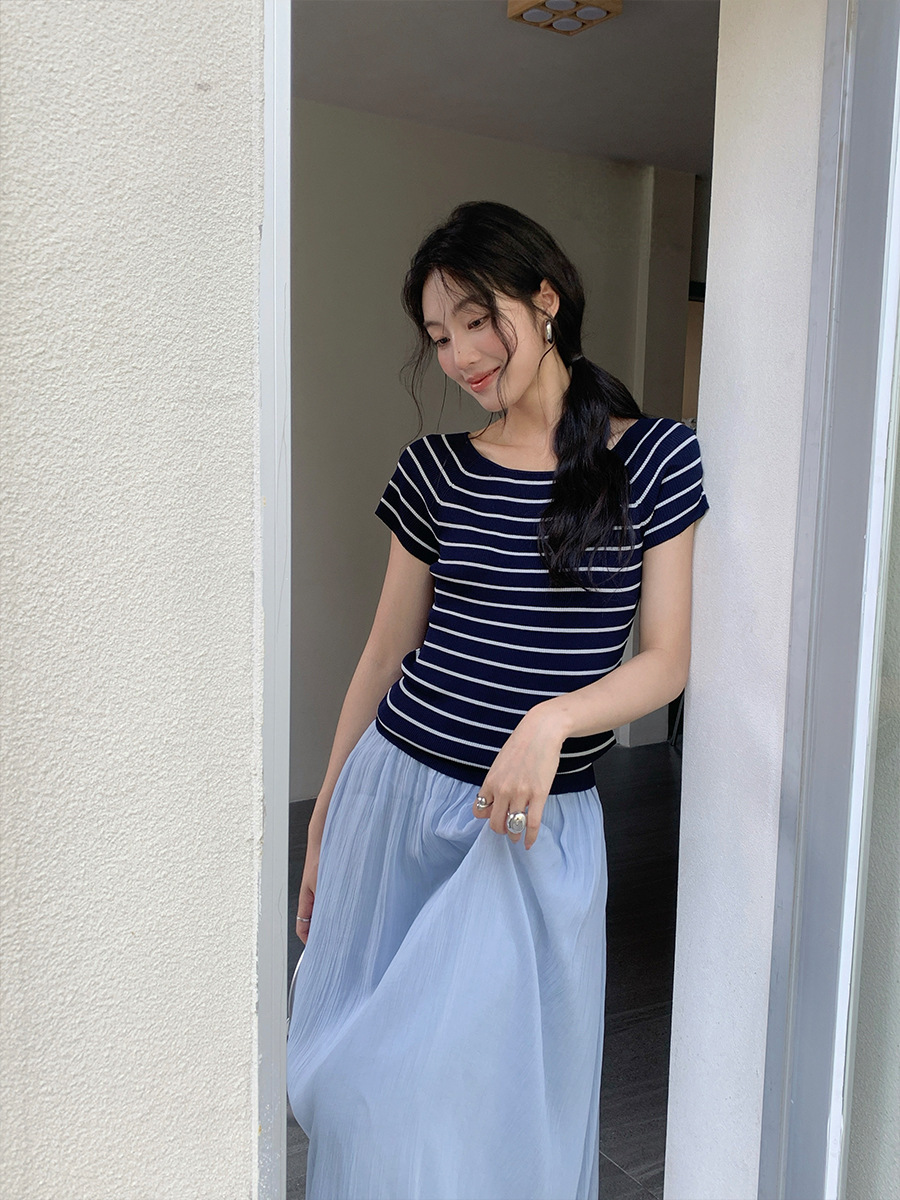 8W06 復古方領百搭條紋上衣 七色