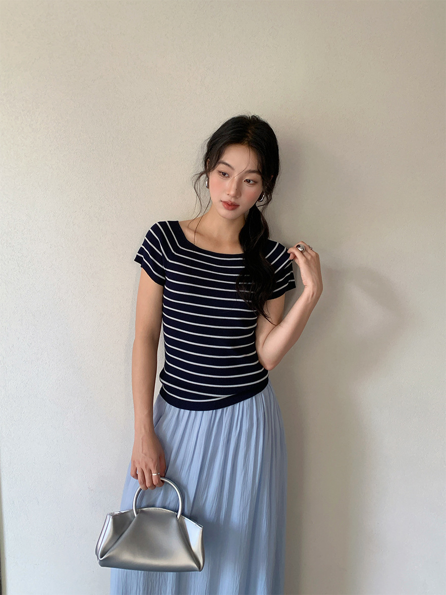 8W06 復古方領百搭條紋上衣 七色