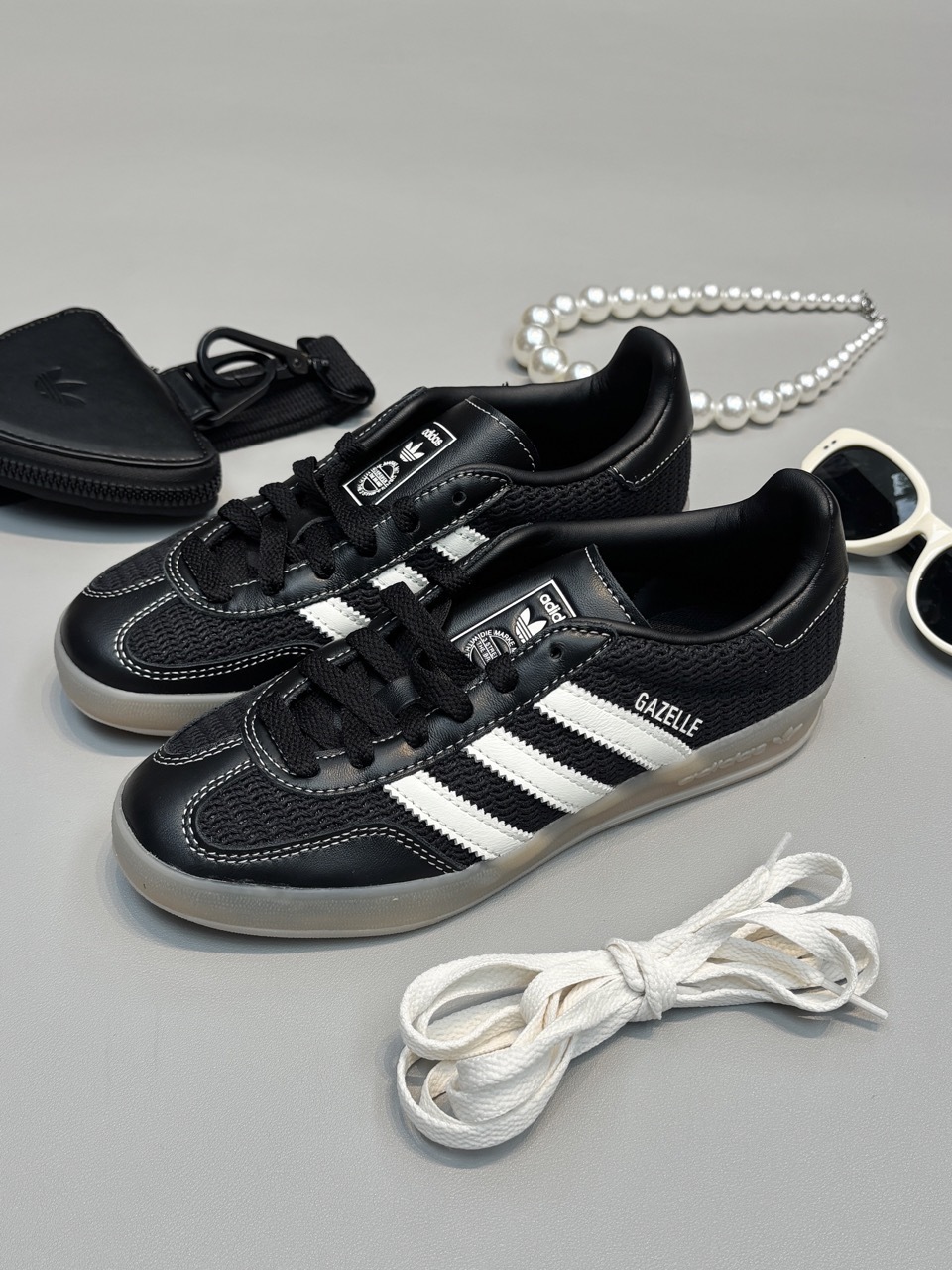 ADIDAS GAZELLE INDOOR 黑奶油 編織 仿皮革 外縫線 男女鞋 JQ7084 / 預購