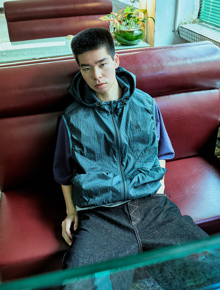 【直播】BROWN BREATH LL081626 TAG NYLON 連帽背心