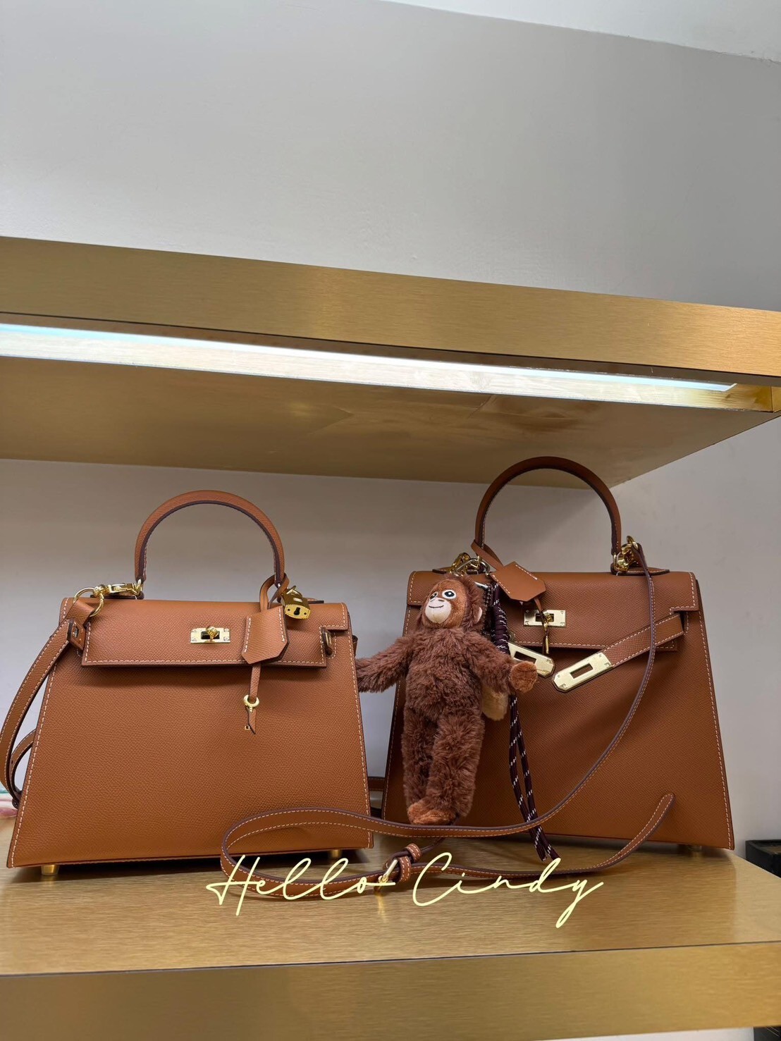 質感很好的金扣凱莉牛皮包包25cm 28cm