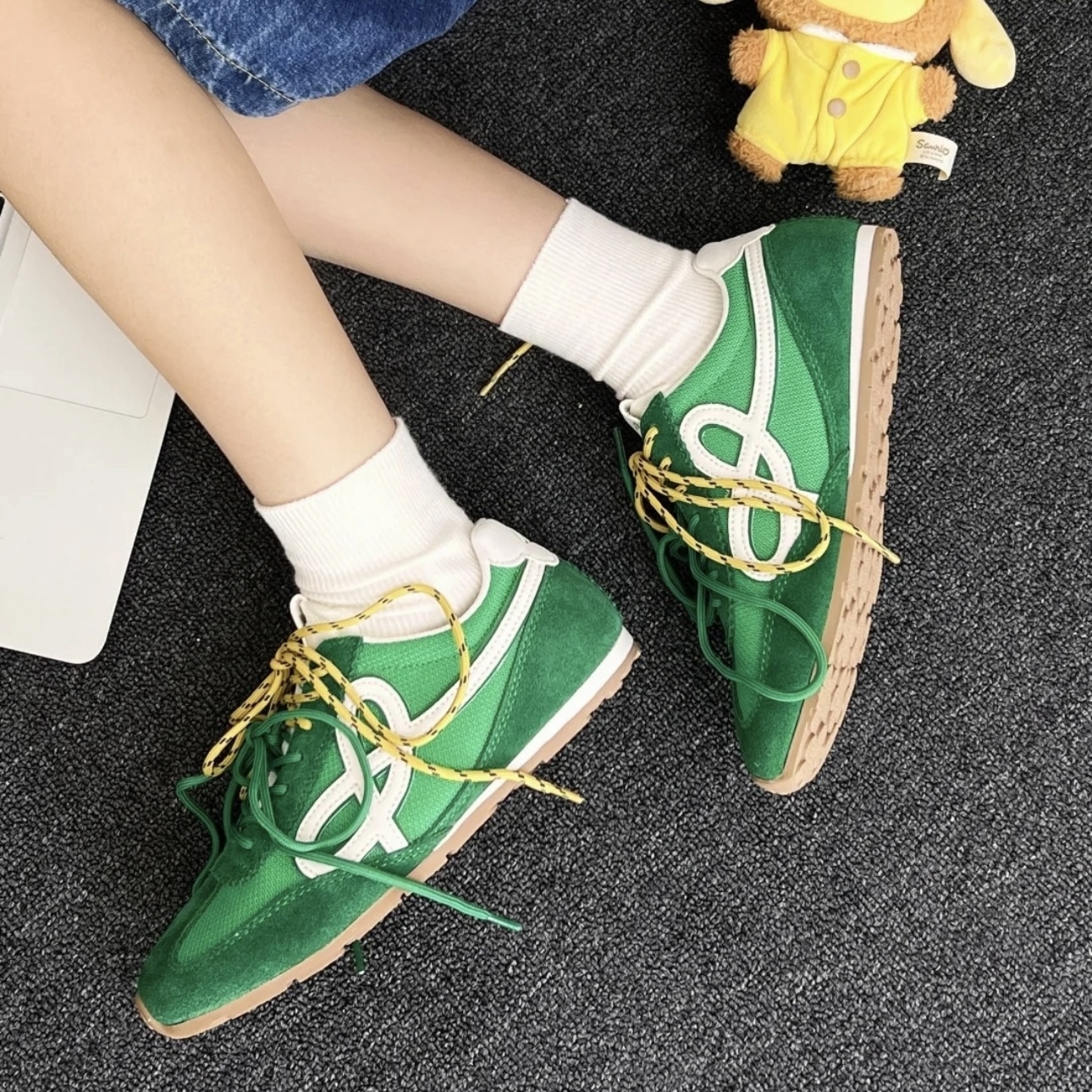 WE FLOWER 25SS 松針綠 小花鞋 德訓鞋 復古黃綠 薄底鞋 女鞋