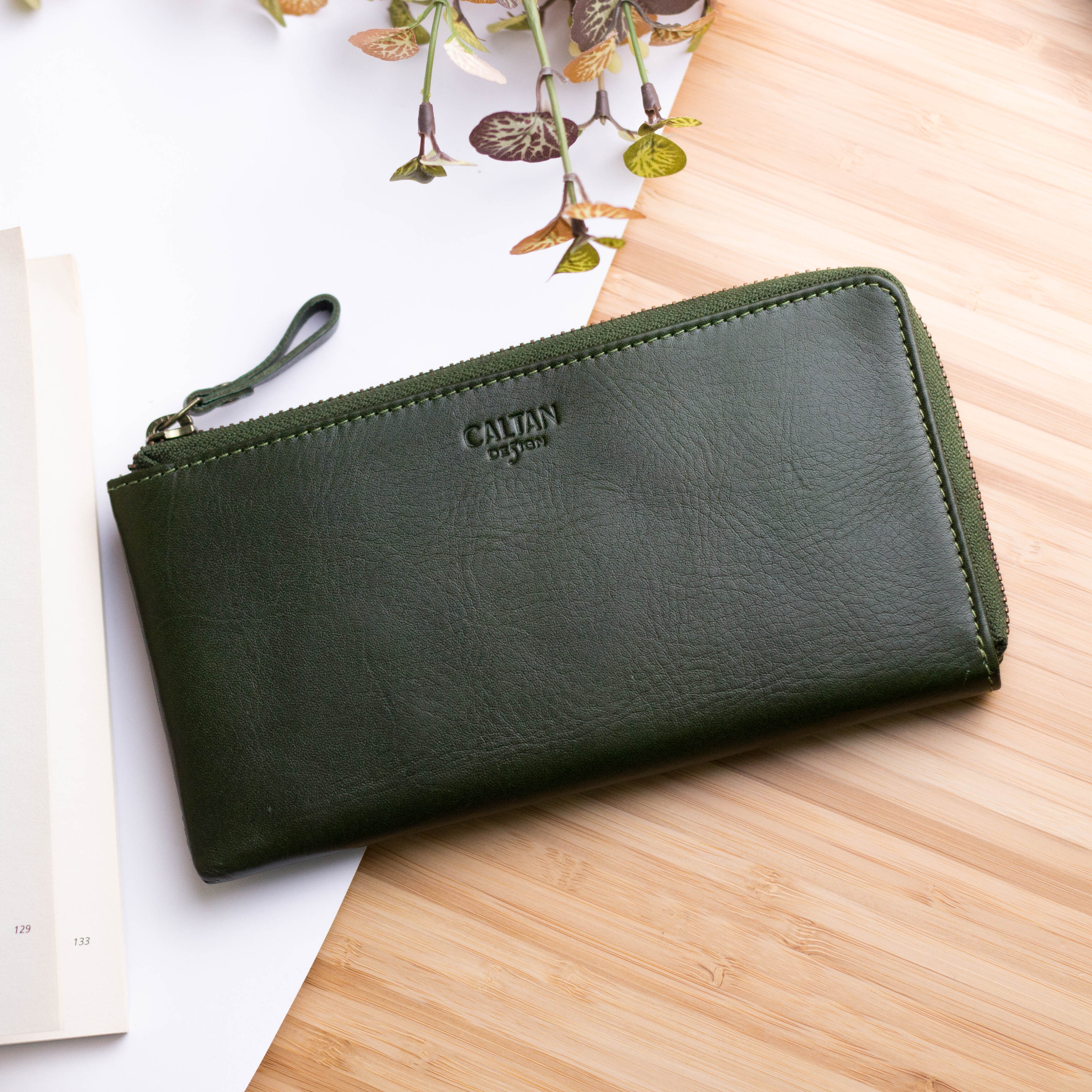 『新品上市』老爺有喜  時尚簡約L型拉鍊長夾 (074354cd)