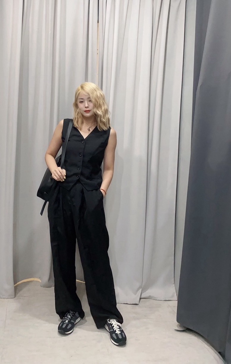 薄款合身背心+高腰直筒褲(2件組)