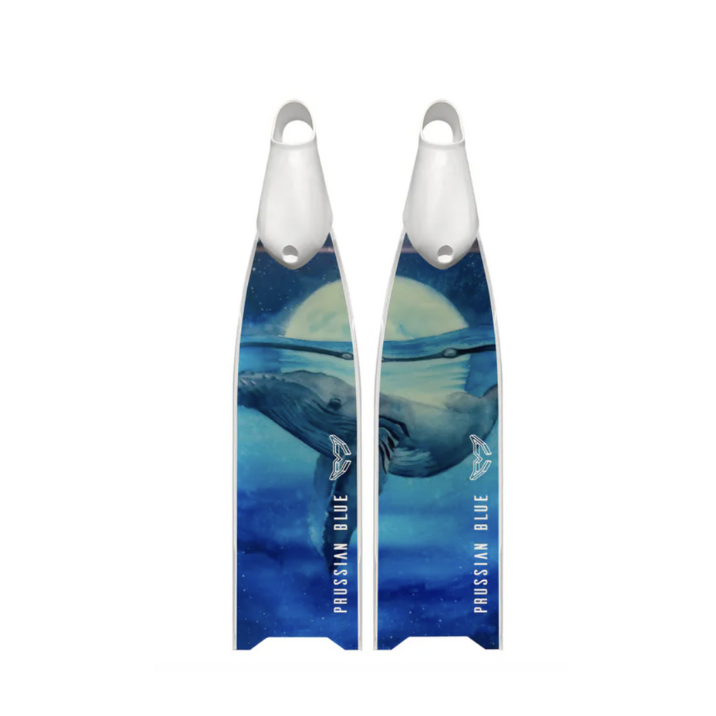 ▲普魯士藍 玻纖彩繪板 追月者