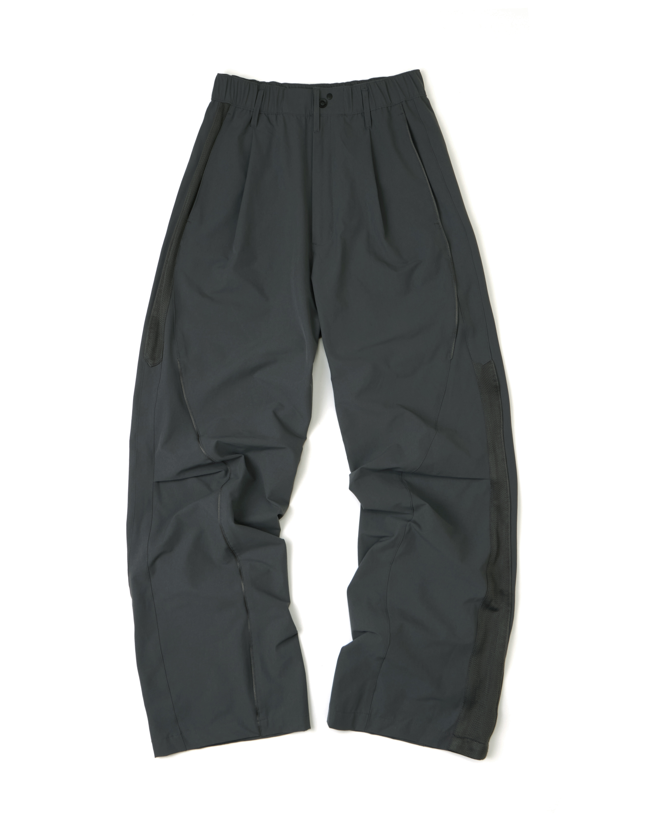 GOOPiMADE “AR-1X” 3D-Tailored Utility Trousers - Iron