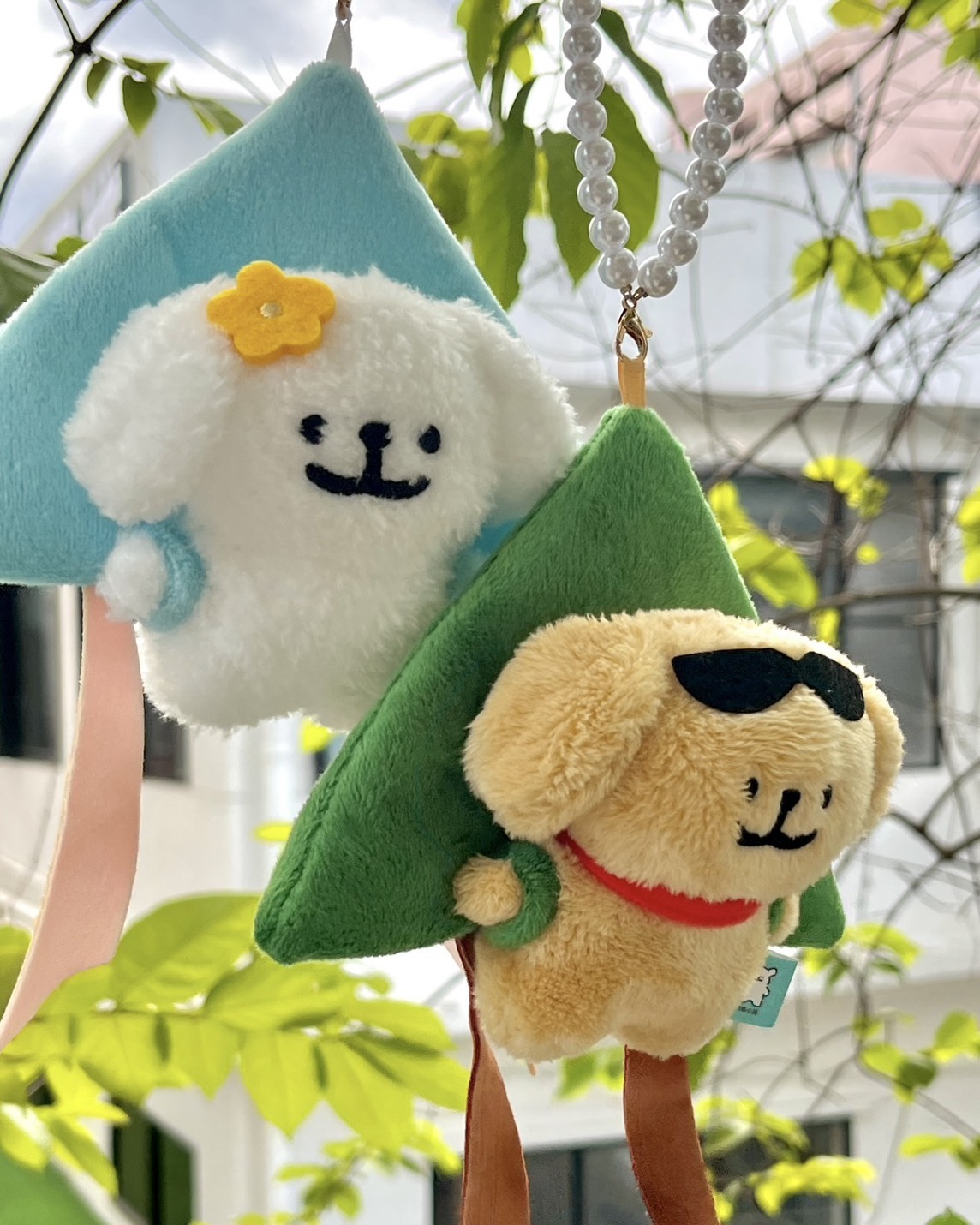 iSNEAKERS | 線條小狗 Maltese 風箏造型 毛絨吊飾 娃娃 兩款