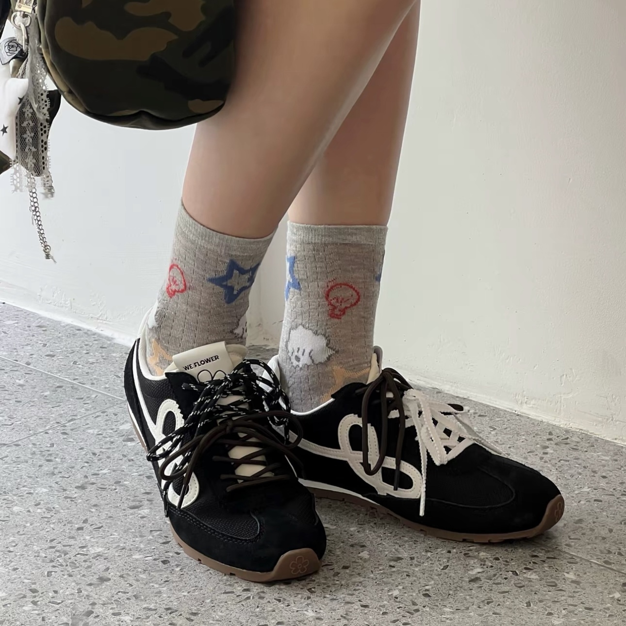 WE FLOWER 25SS 黑白 小花鞋 德訓鞋 耐磨 輕盈透氣 男女同款 瑪瑙黑