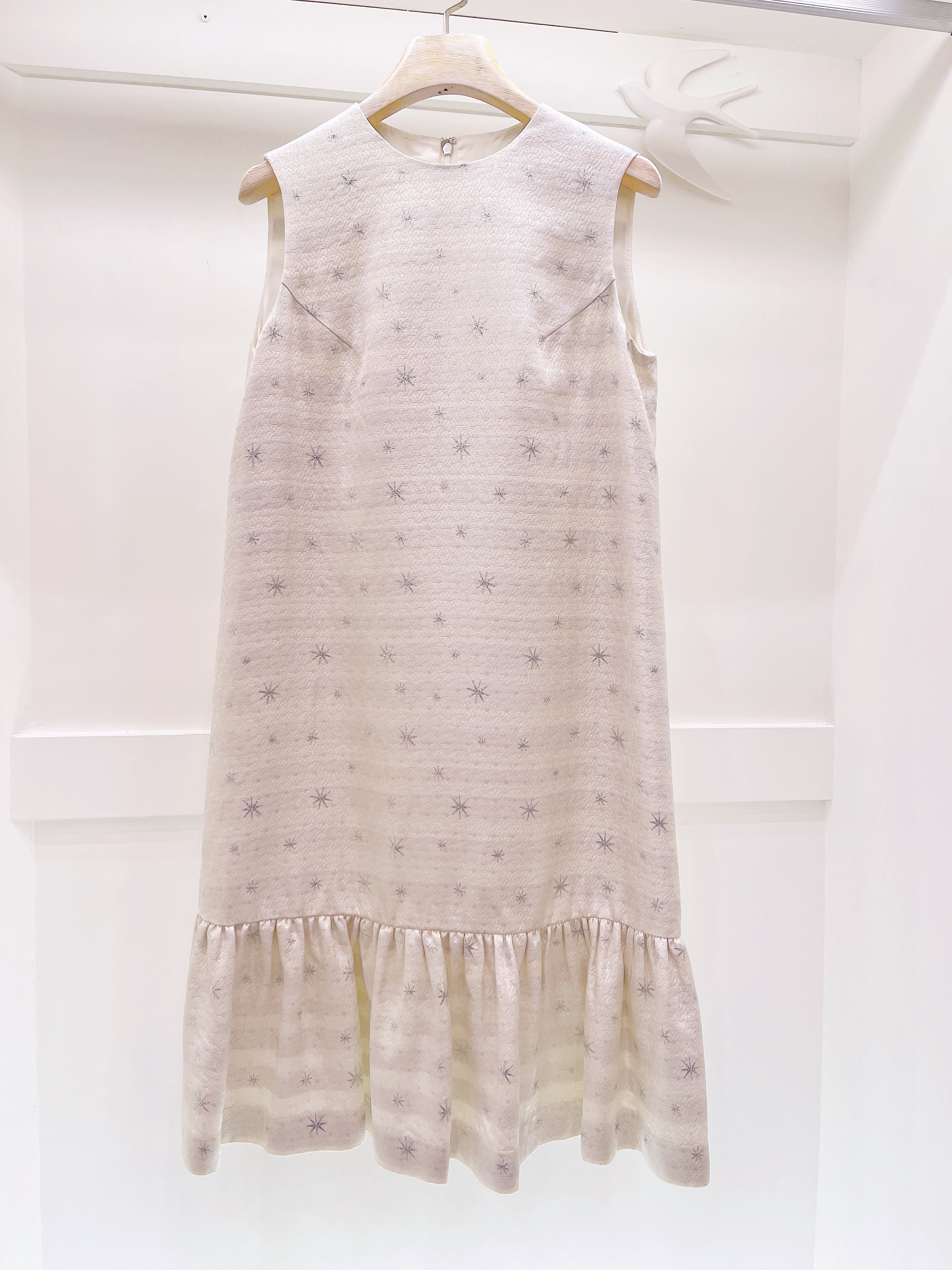 刺繡星星低裙擺洋裝