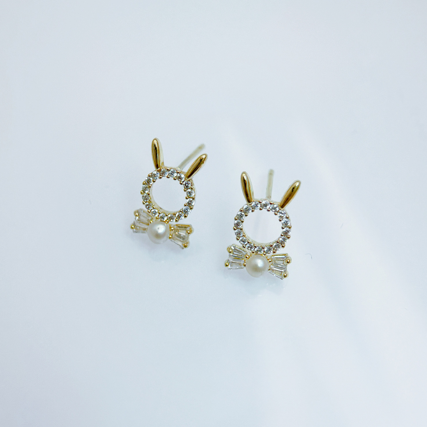 珍圈蝴蝶兔耳環