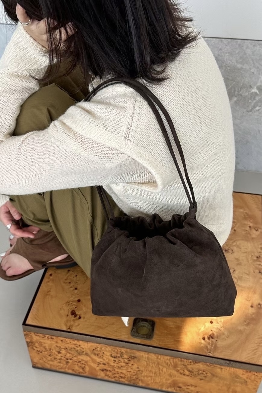 韓袋代購! 猄皮束口小手袋