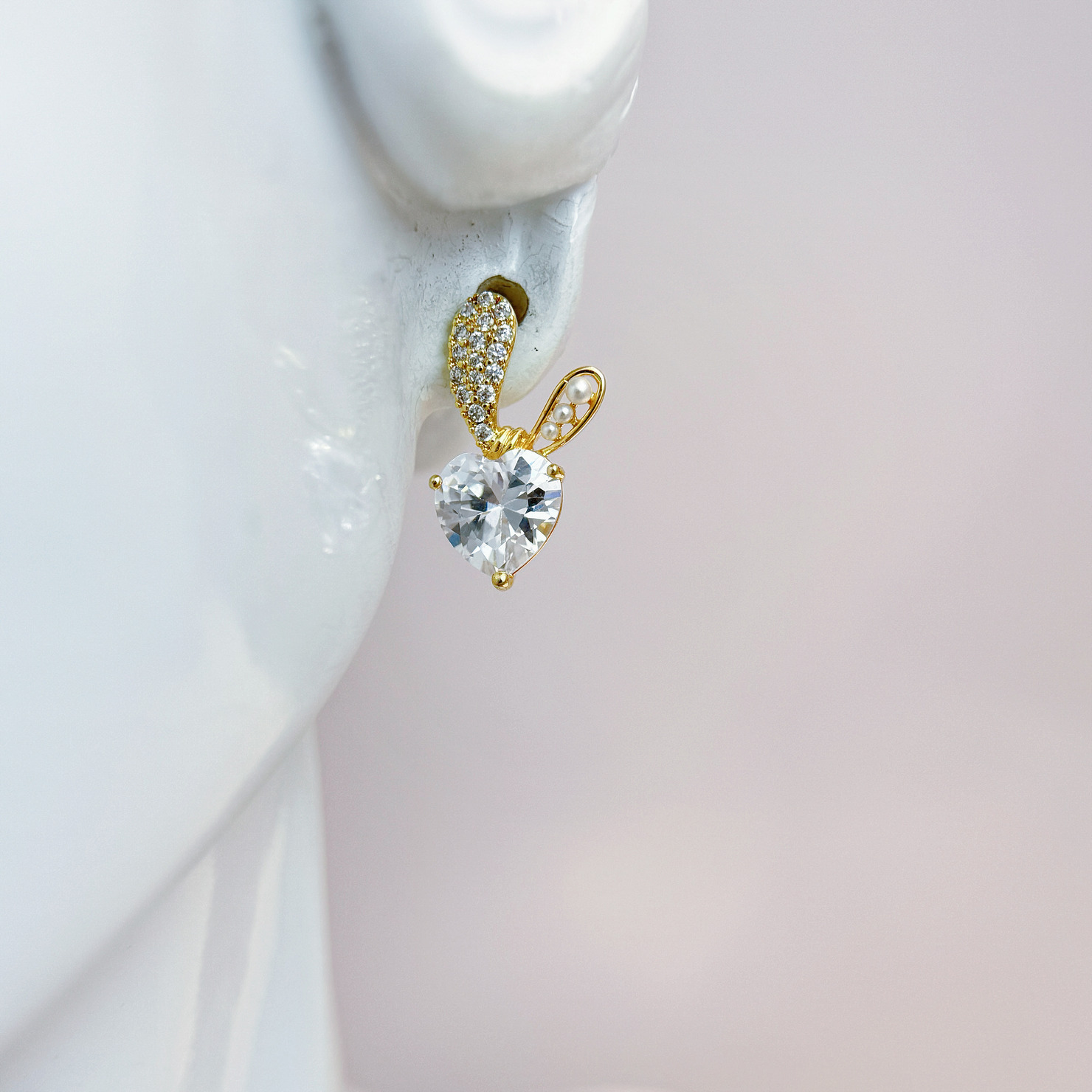 心鑽甜耳兔耳環