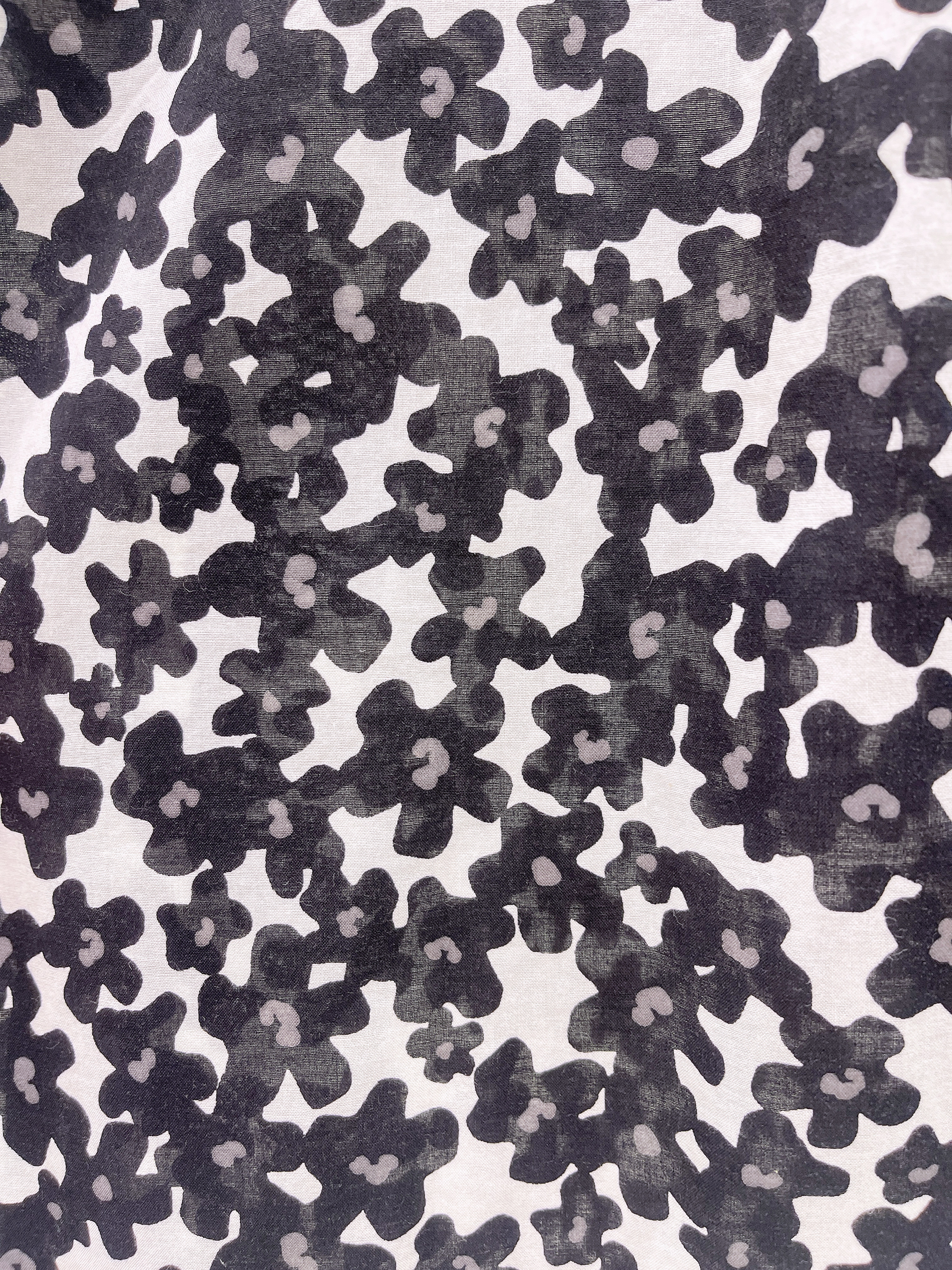 圓領水彩花花上衣