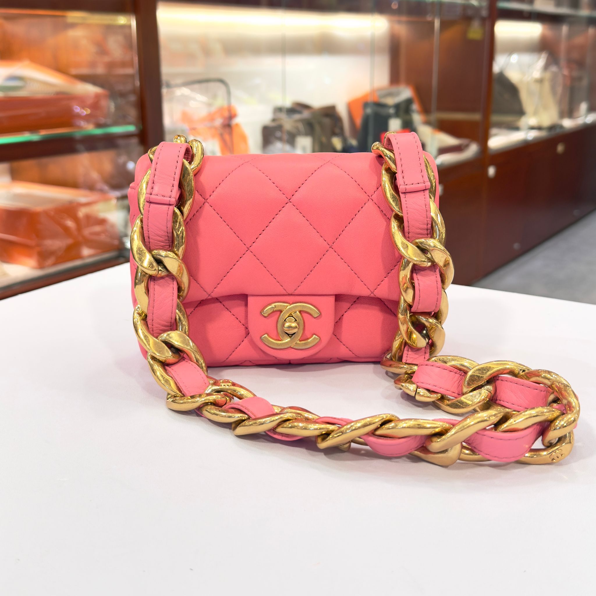 全新CHANEL單肩包 AS3213 粉紅色羊皮菱格 金鏈 MINI MATELASSE #BRAND NEW #香榭站正品