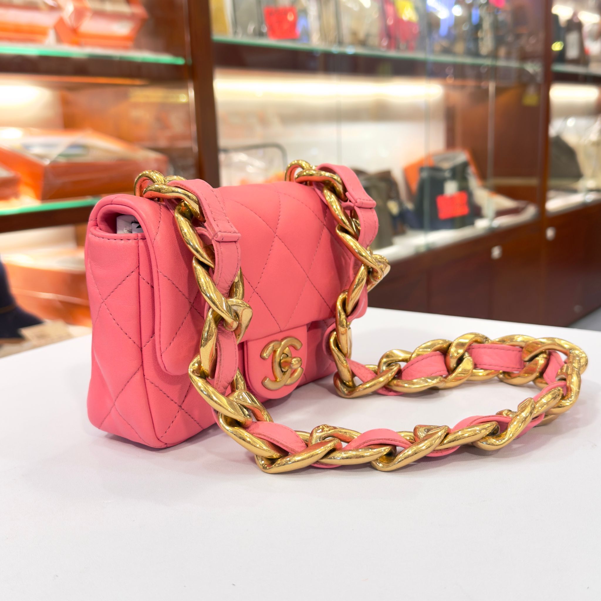 全新CHANEL單肩包 AS3213 粉紅色羊皮菱格 金鏈 MINI MATELASSE #BRAND NEW #香榭站正品