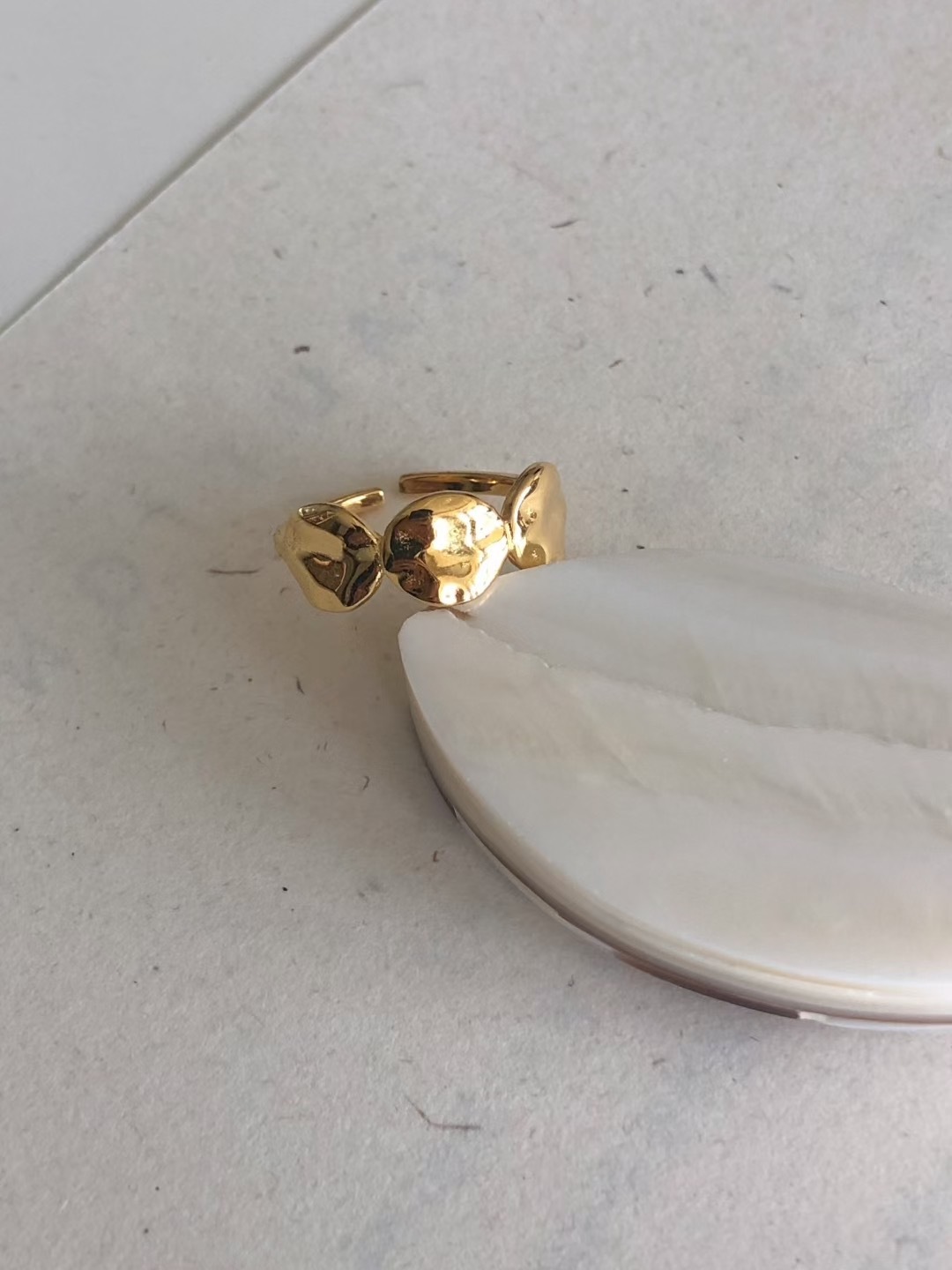 925Silver hammered ring