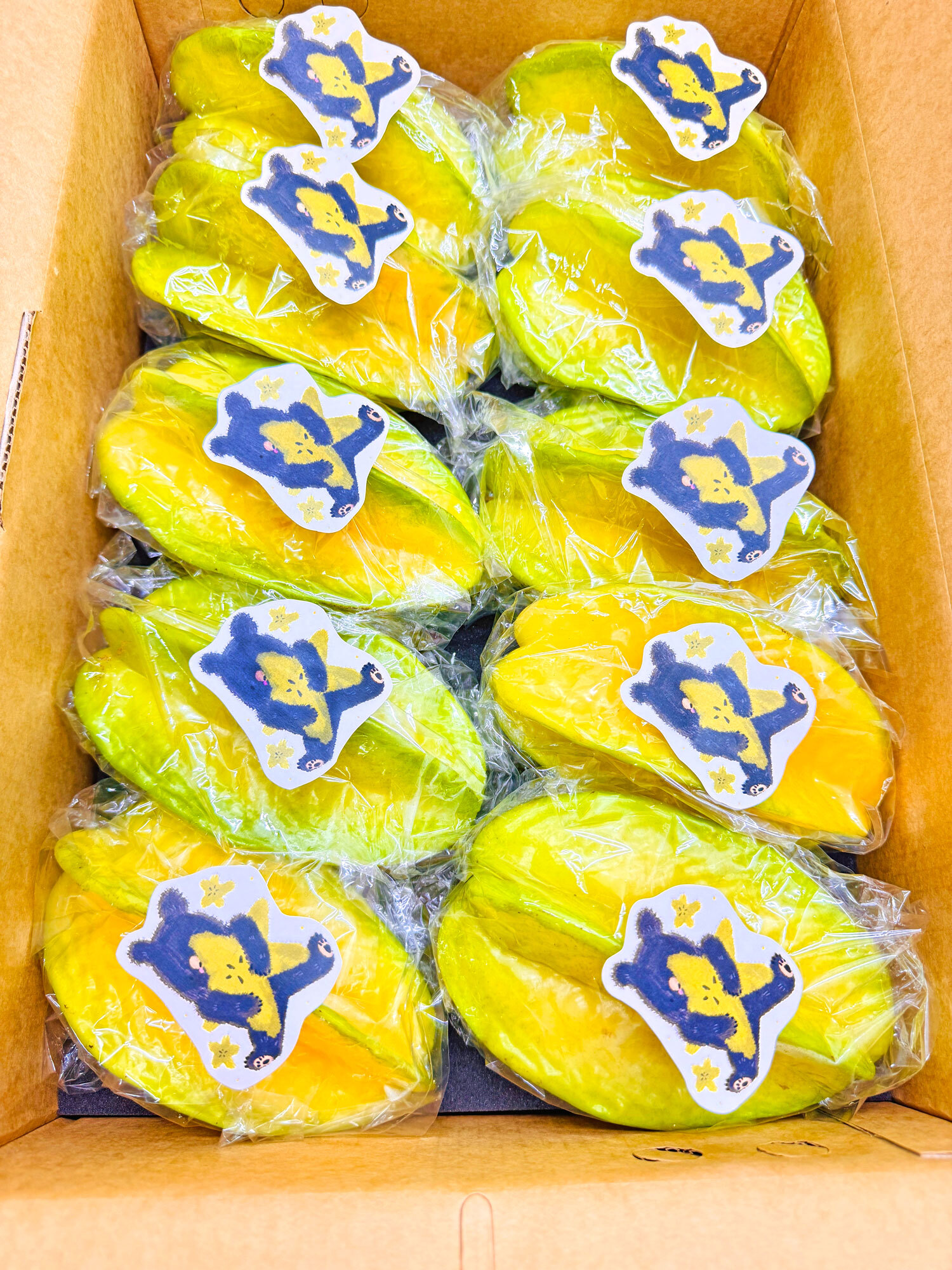 格紋芒果熊楠西密枝楊桃禮盒特級中10粒5台斤裝(7-9台兩/粒)